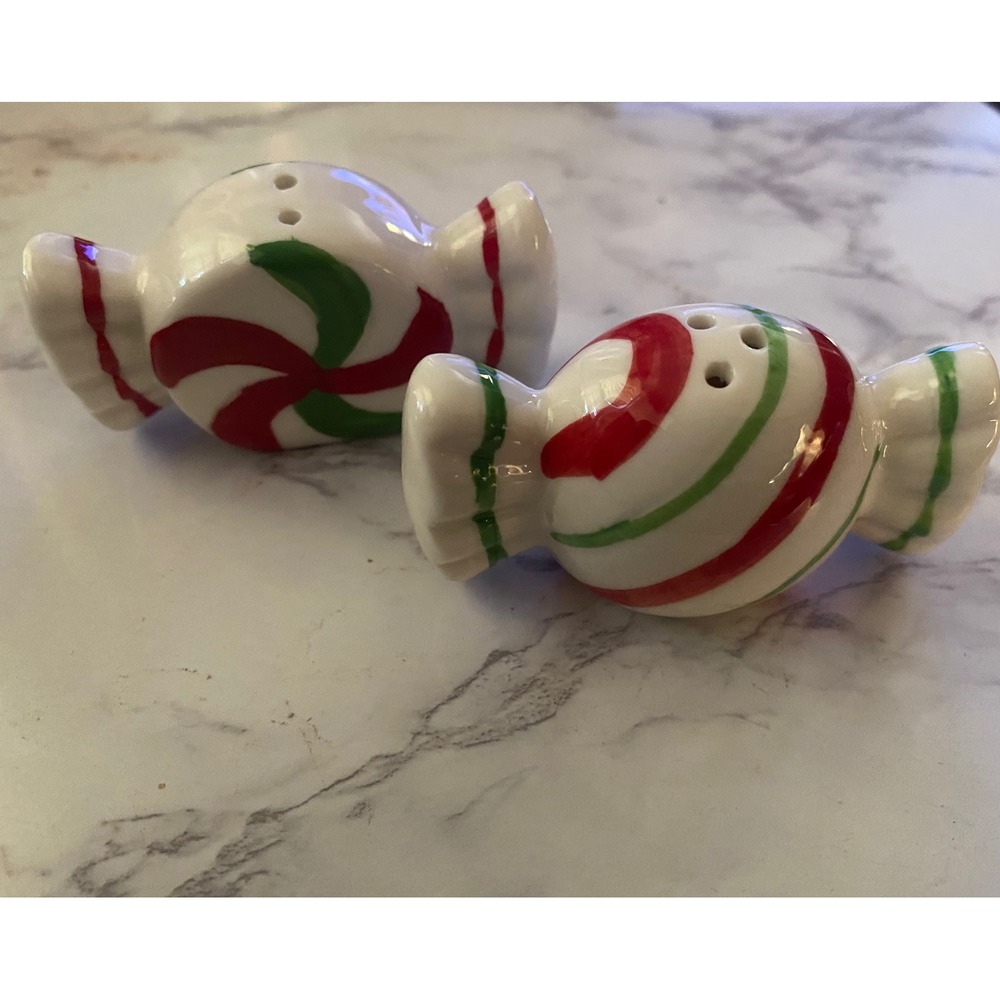 Cracker Barrel 2025 Christmas Peppermint Candy Salt and Pepper Shakers Set NWT